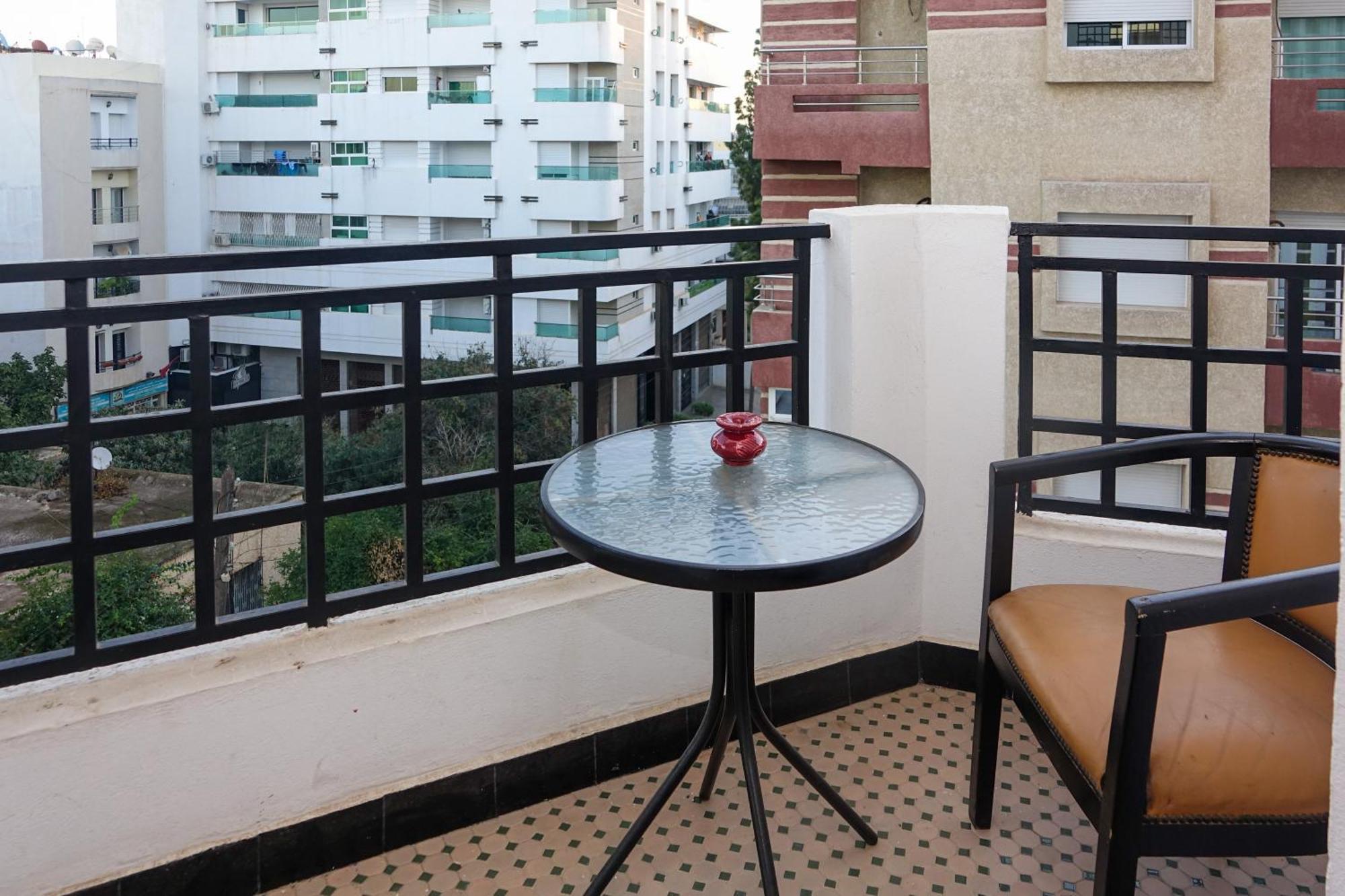 Hotel Nouzha Fez Bagian luar foto