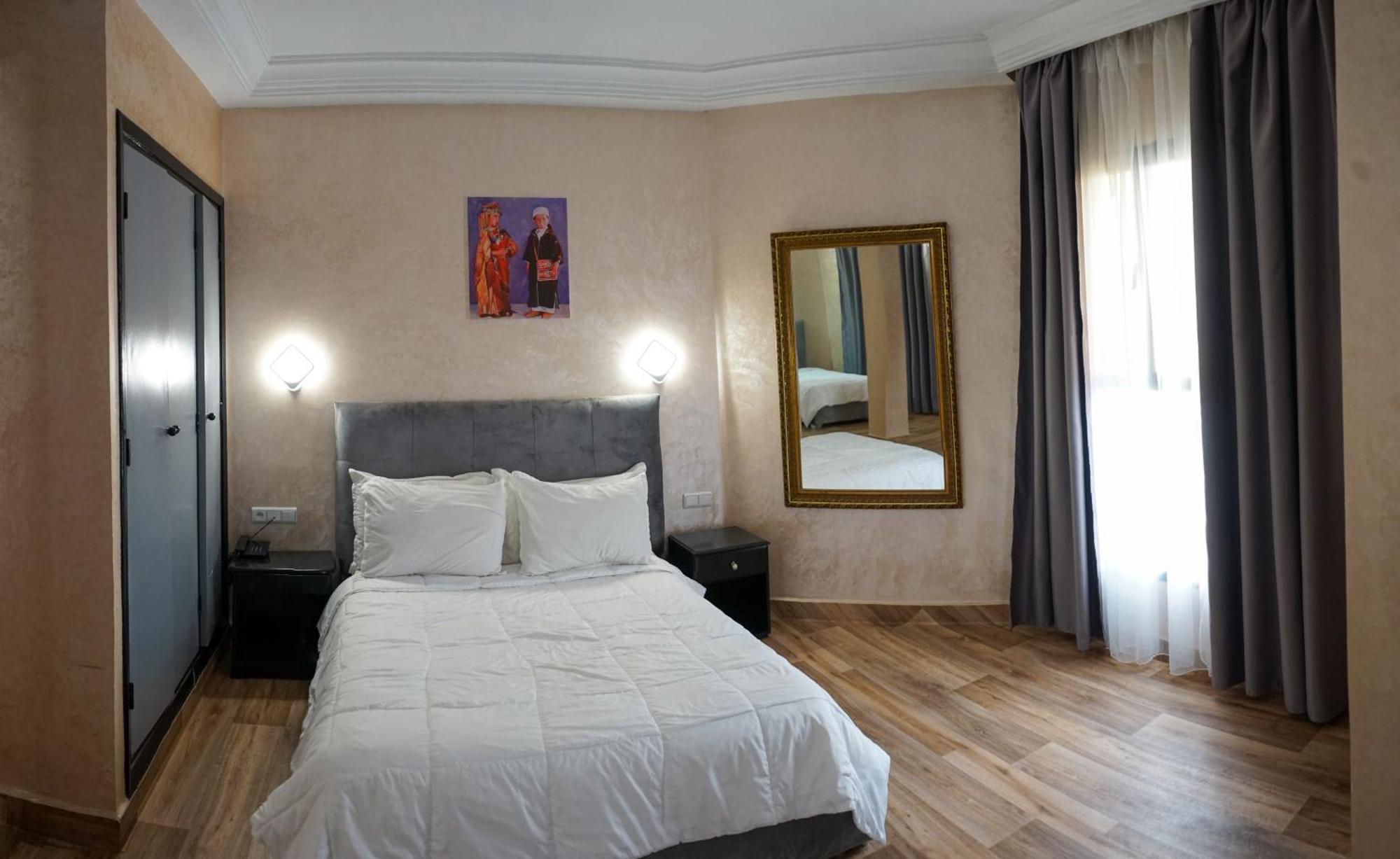 Hotel Nouzha Fez Bagian luar foto