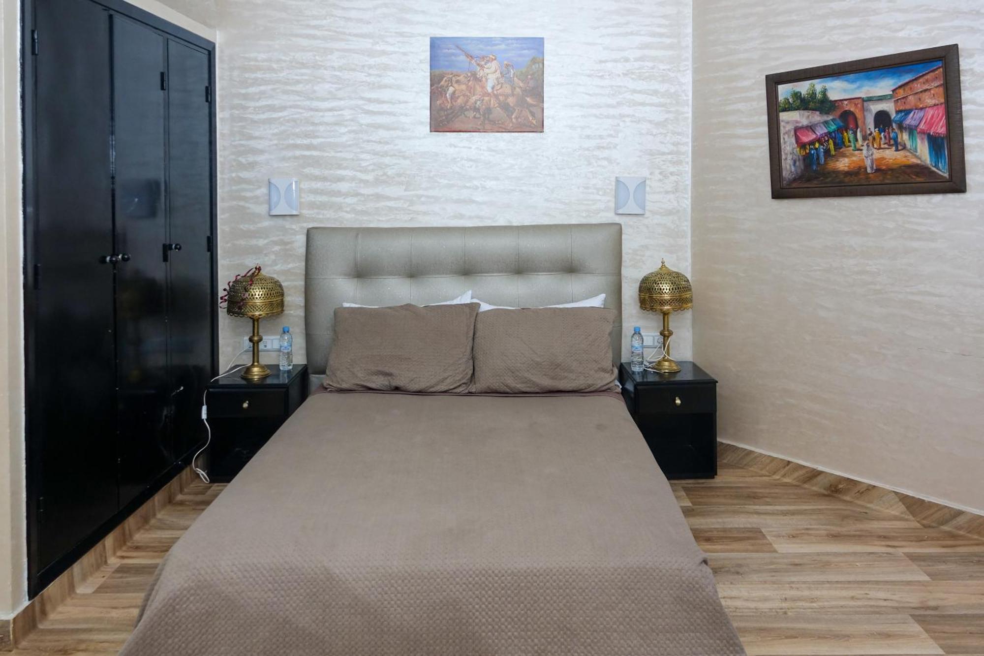 Hotel Nouzha Fez Bagian luar foto